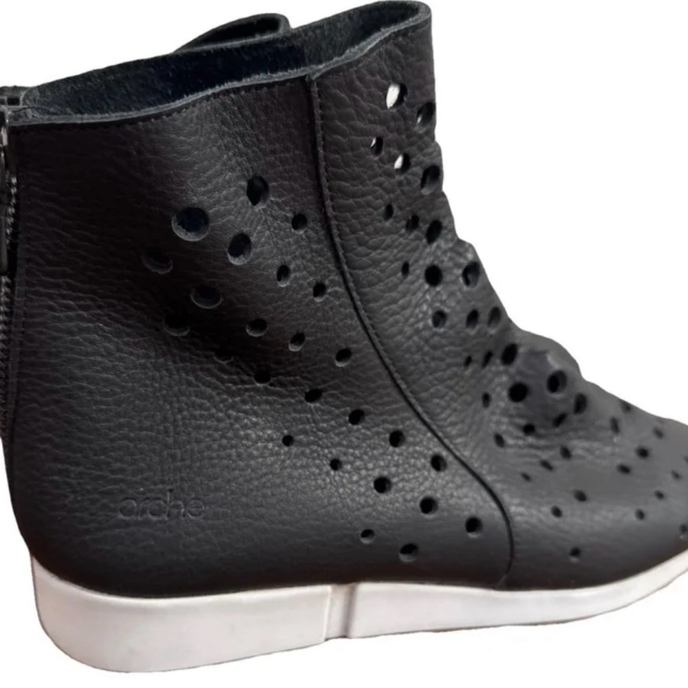 Arche ankle boots